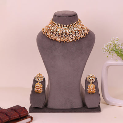 Saanchi Kundan Necklace Set