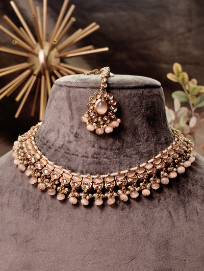 Inaaya necklace set (peach)