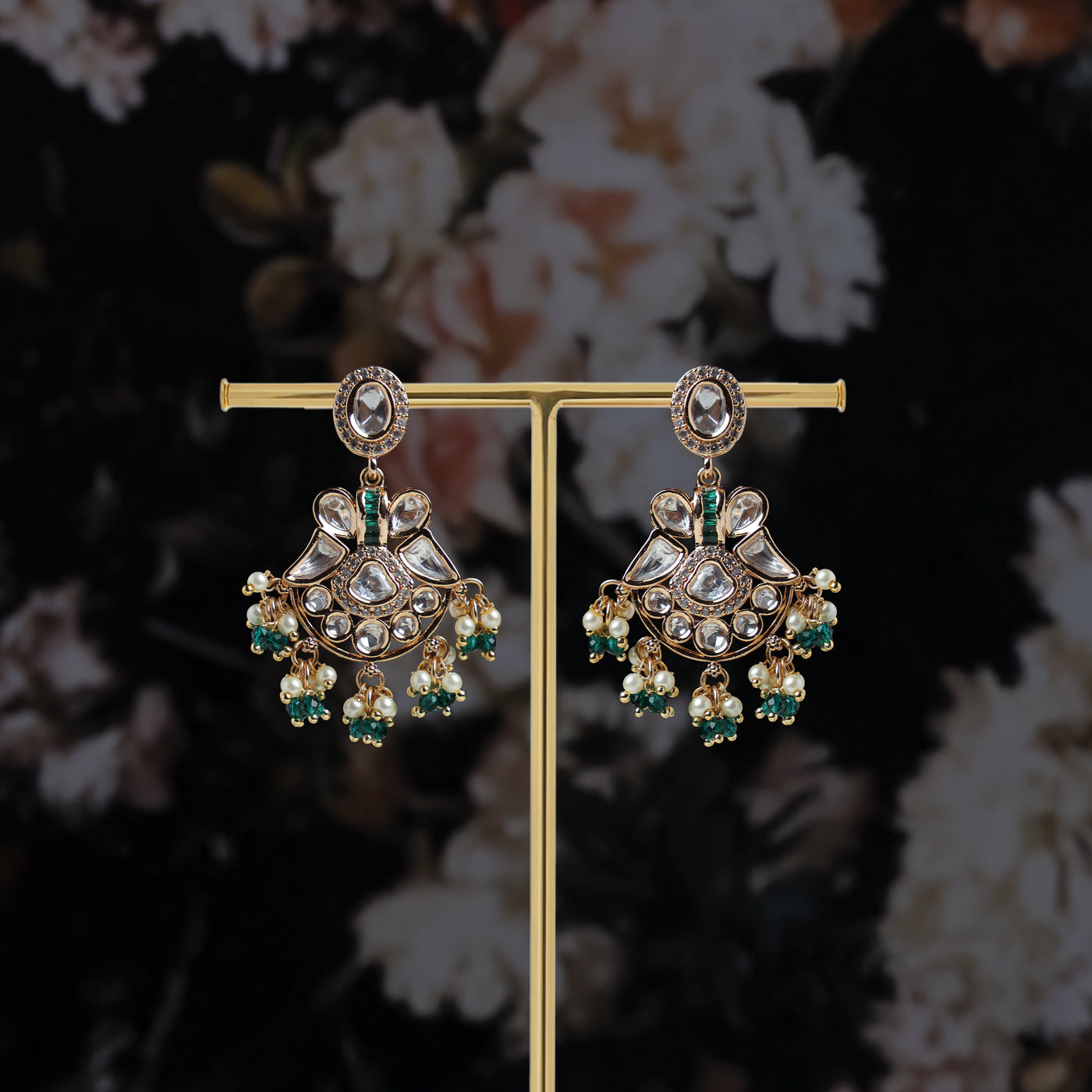 Tavisha Kundan Necklace Set