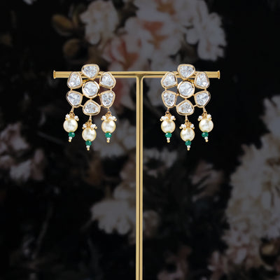 Amira Kundan Set