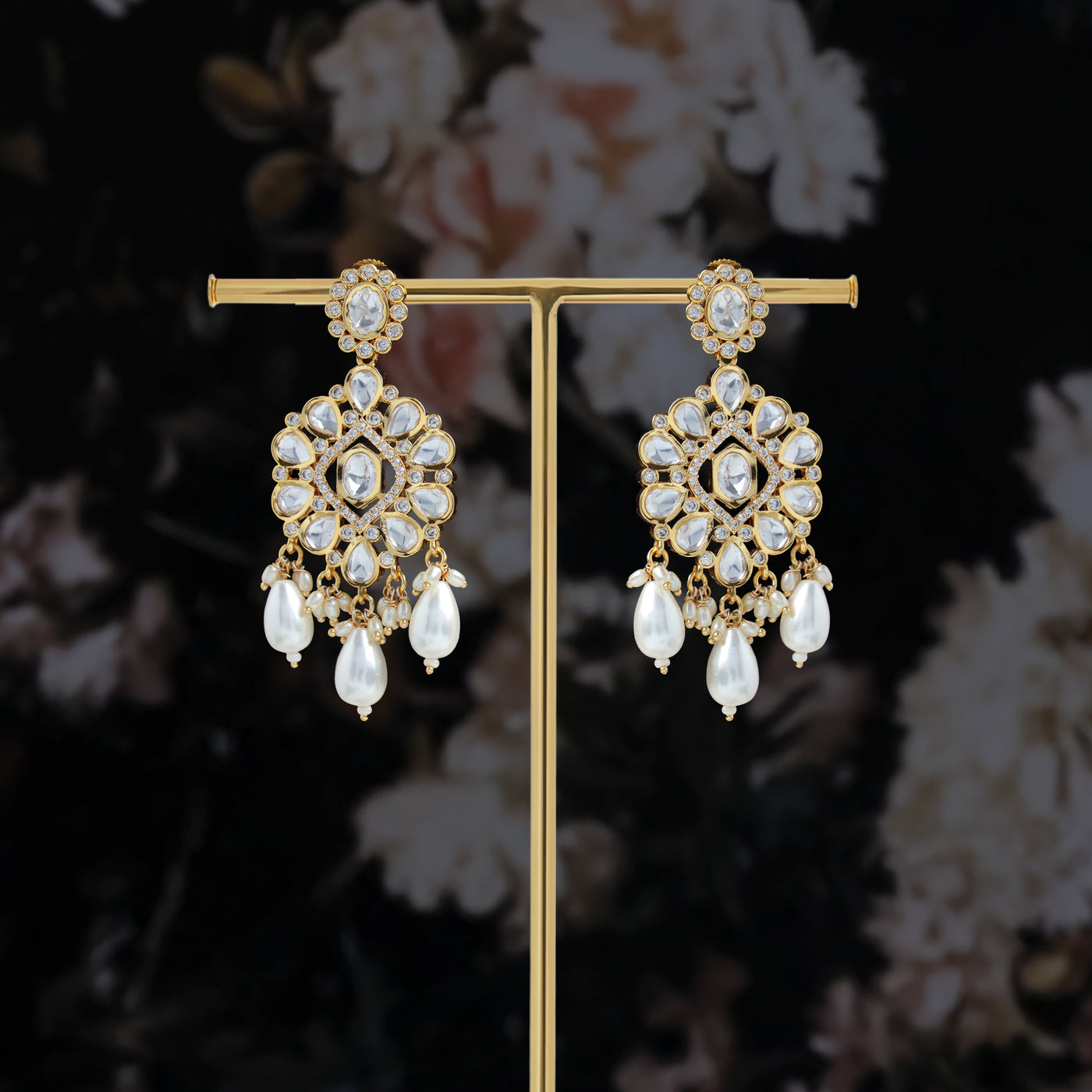 Sharvya Kundan Necklace Set