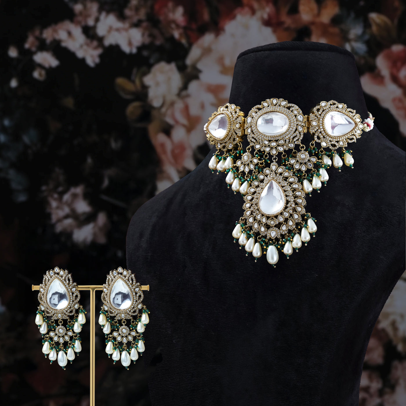 Noor-E-Jahan Kundan Set