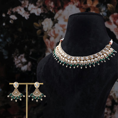 Yashvi Kundan Necklace Set