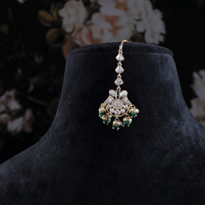 Tavisha Kundan Necklace Set