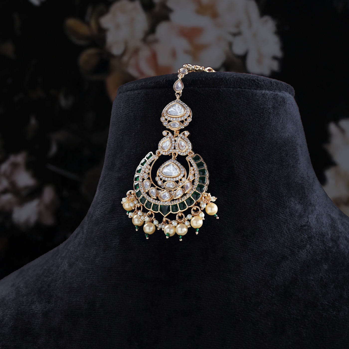 Ruhani Kundan Set