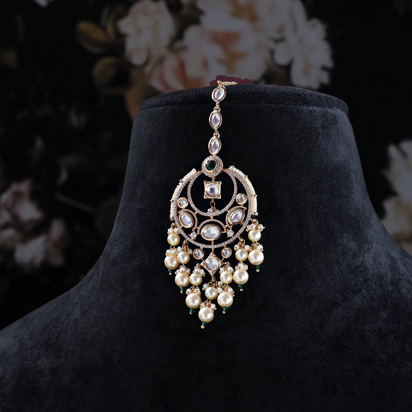 Meherunissa Kundan Necklace Set