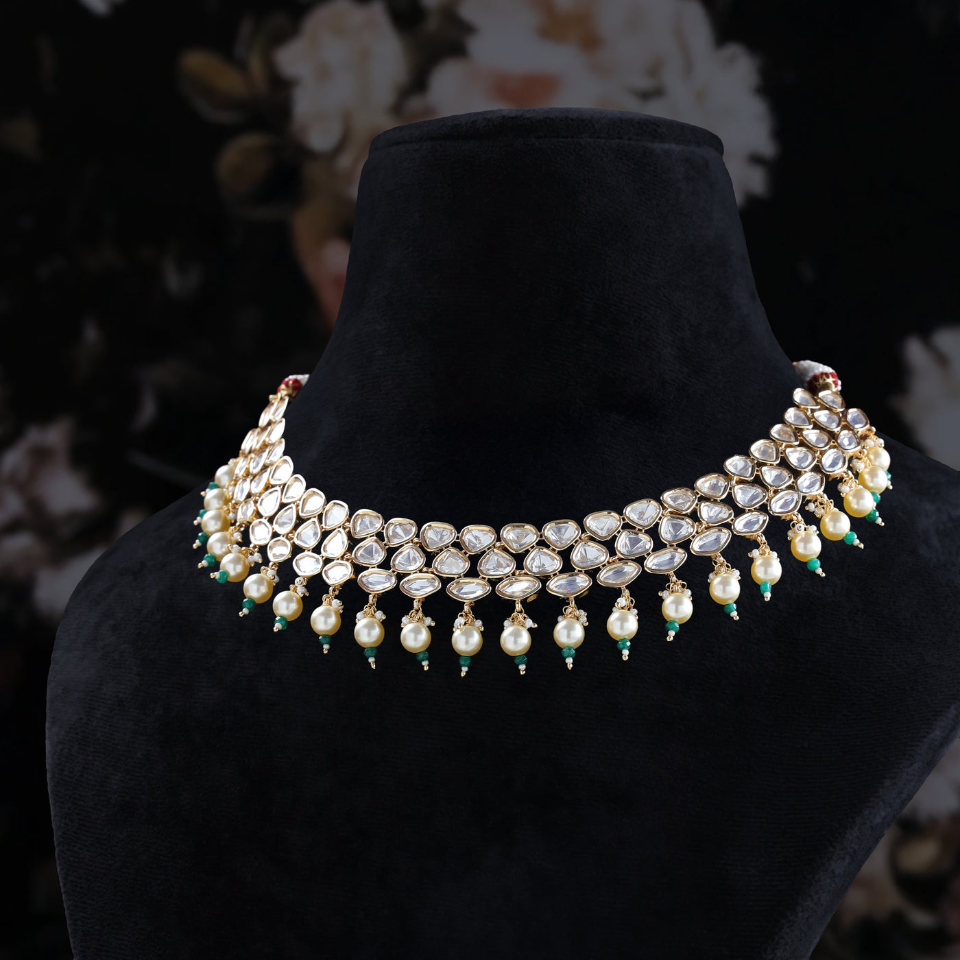 Amira Kundan Set