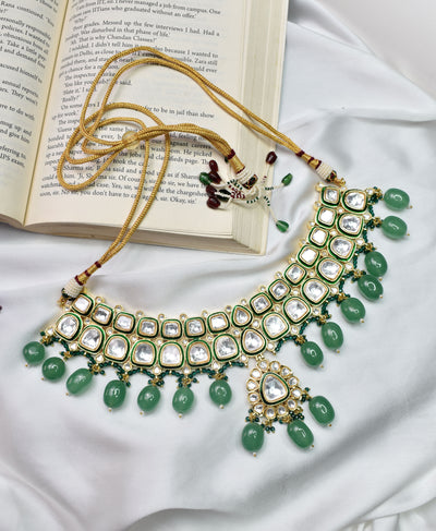 Kundan green necklace